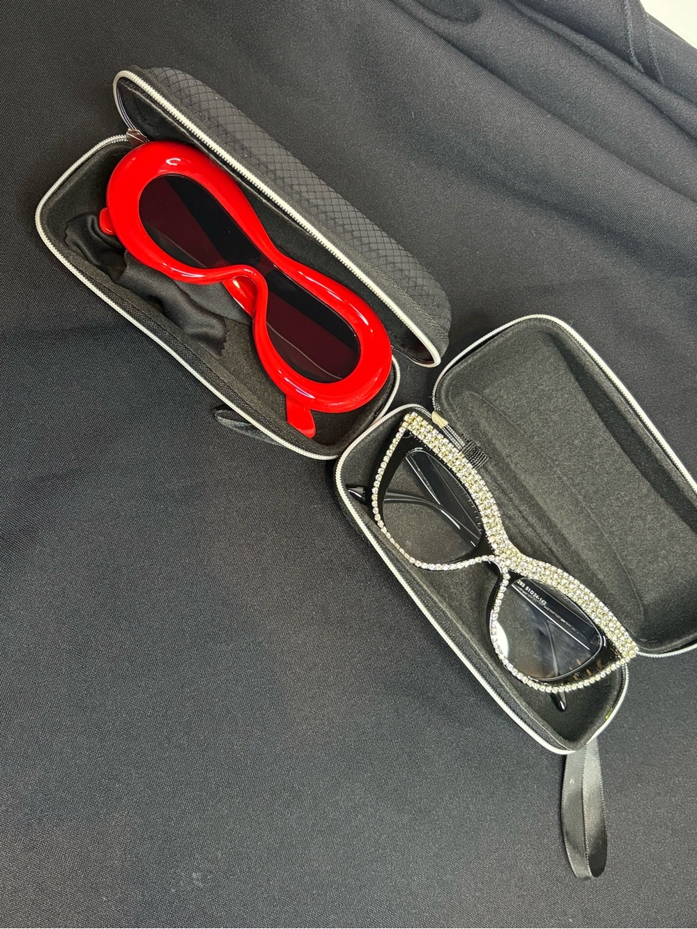 Red Protective VR Goggles and Black Crystal-Trim AR Glasses Set
